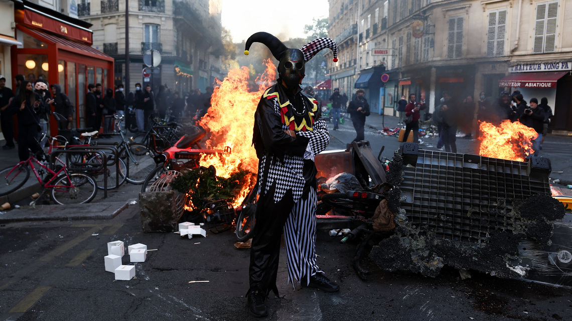 Explainer-France in turmoil: What might follow a weekend of riots? 