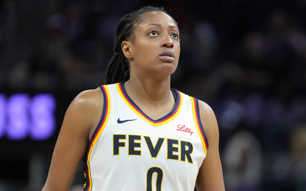  Indiana Fever guard Kelsey Mitchell (0) Darren Yamashita-Imagn Images