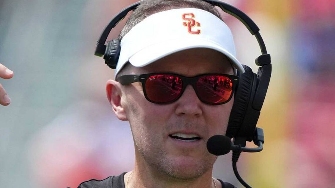 USC Trojans' Latest Bowl Projection Continues to Raise Doubt
