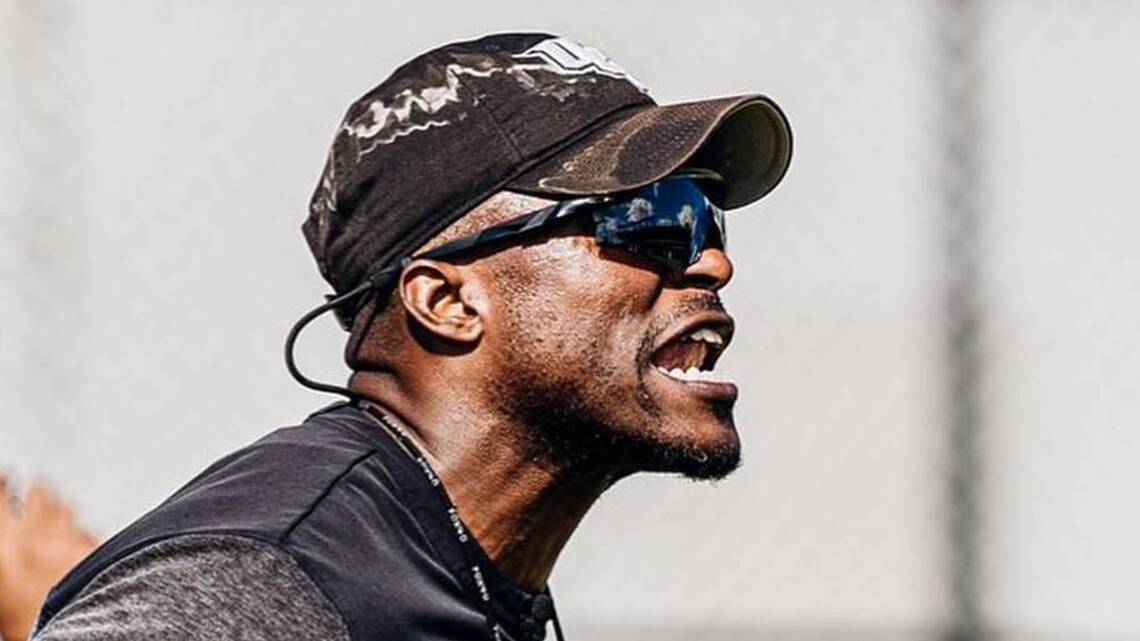 Ernie Sims Wants FSU Football's Linebackers to Become ‘Apex Predators'