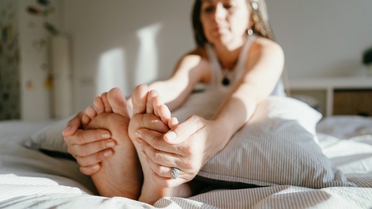 Foot Pain? These 5 Home Remedies Bring Fast Relief