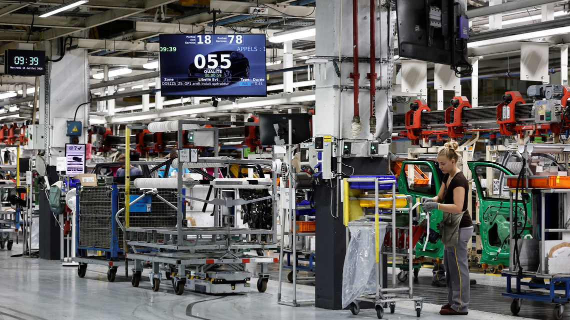 French services sector returned to growth for first time since December, PMI shows 