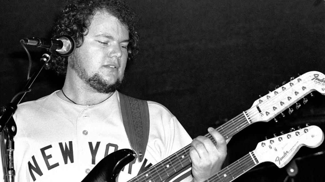 Christopher Cross, 75, Played 'Sailing' Live, And His Voice Hasn't Changed One Bit in Over 45 Years 