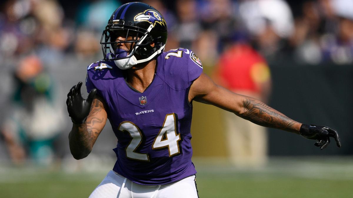 FILE - Baltimore Ravens cornerback Marcus Peters plays in the second half of the team’s NFL football game against the Miami Dolphins, Sept. 18, 2022, in Baltimore.