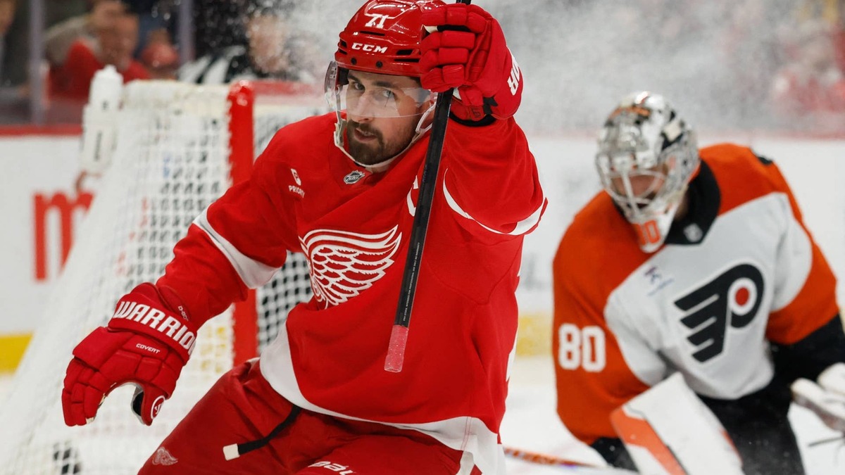 Detroit Red Wings center Dylan Larkin (71) celebrates after scoring on Philadelphia Flyers goaltender Dan Vladar.