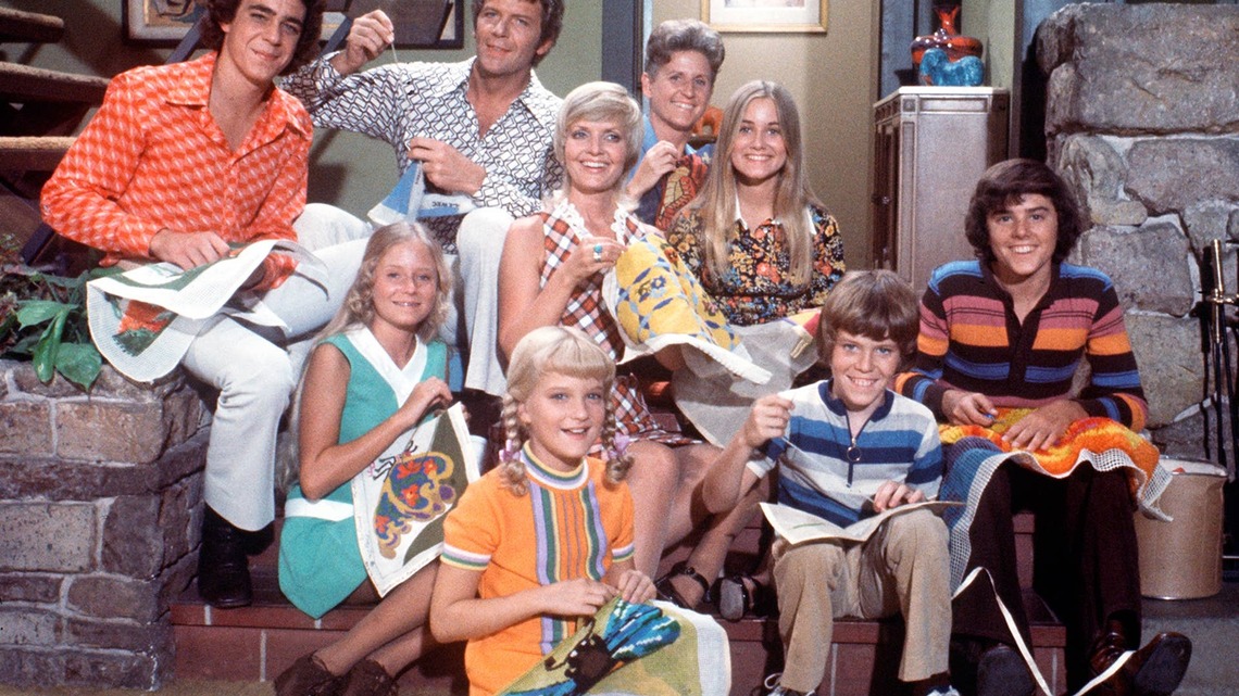 'Alice's Brady Bunch Cookbook' Includes Florence Henderson's Vintage Chicken Oregano Recipe 