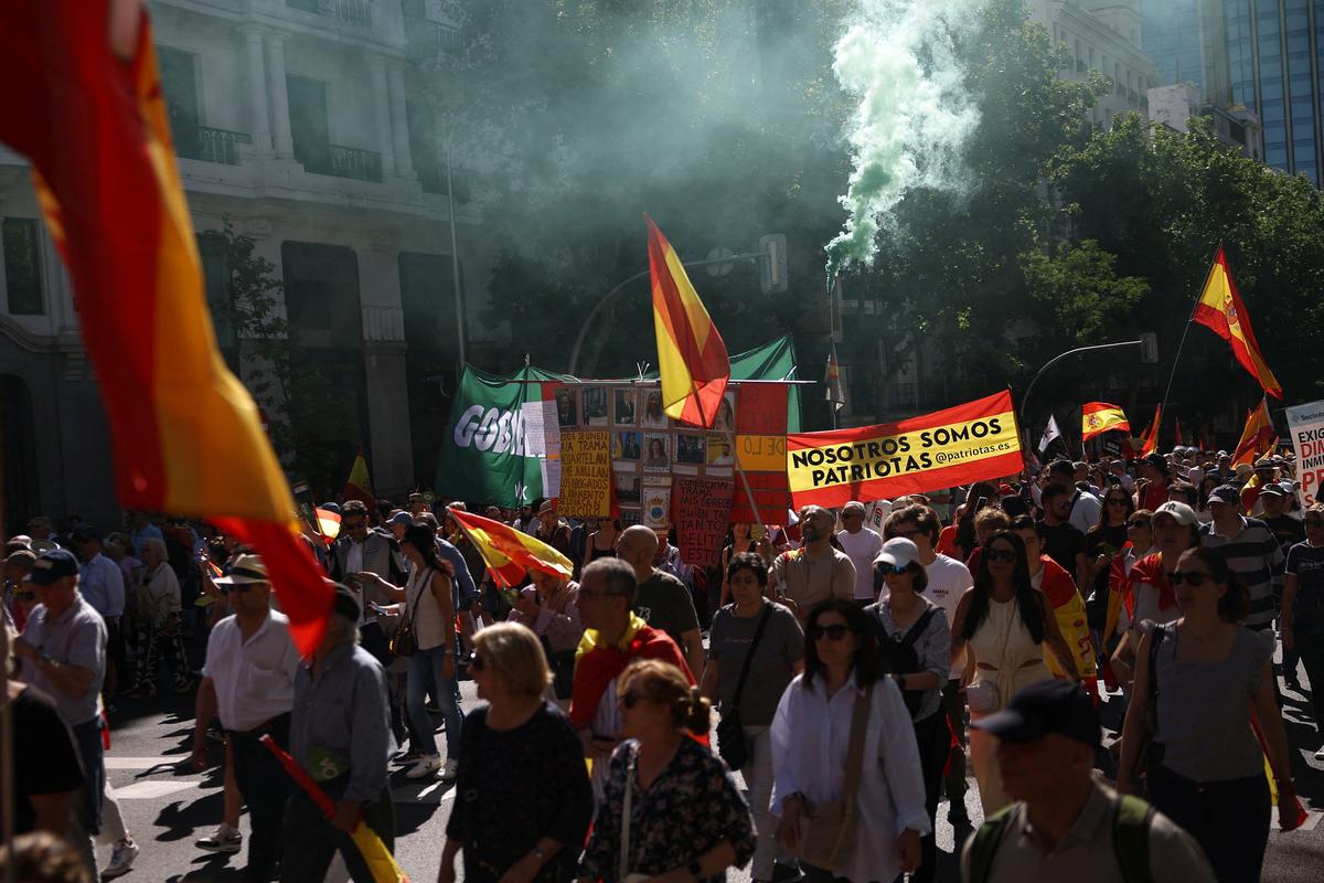 People take part in a rally organised by Spain’s far-right VOX party against Prime Minister Pedro Sanchez’s government, in Madrid, Spain, May 23, 2026. REUTERS/Kacper Pempel
