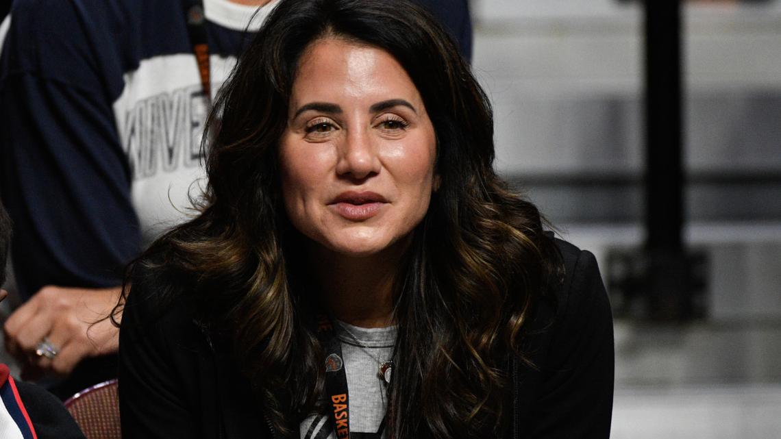 Dan Hurley's Wife Caught Attention With Behavior After Elite Eight Victory Over Duke 