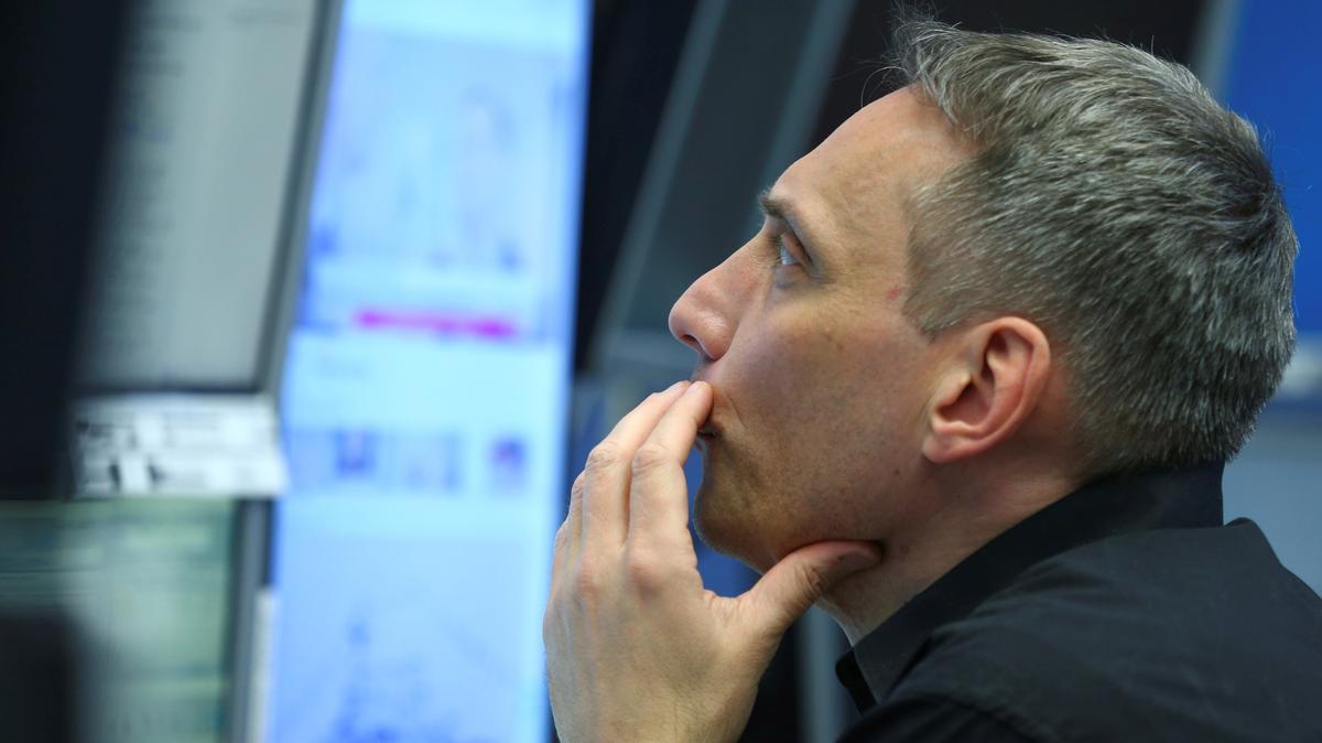 A trader works at Frankfurt's stock exchange in Frankfurt, Germany March 14, 2019. REUTERS/Ralph Orlowski