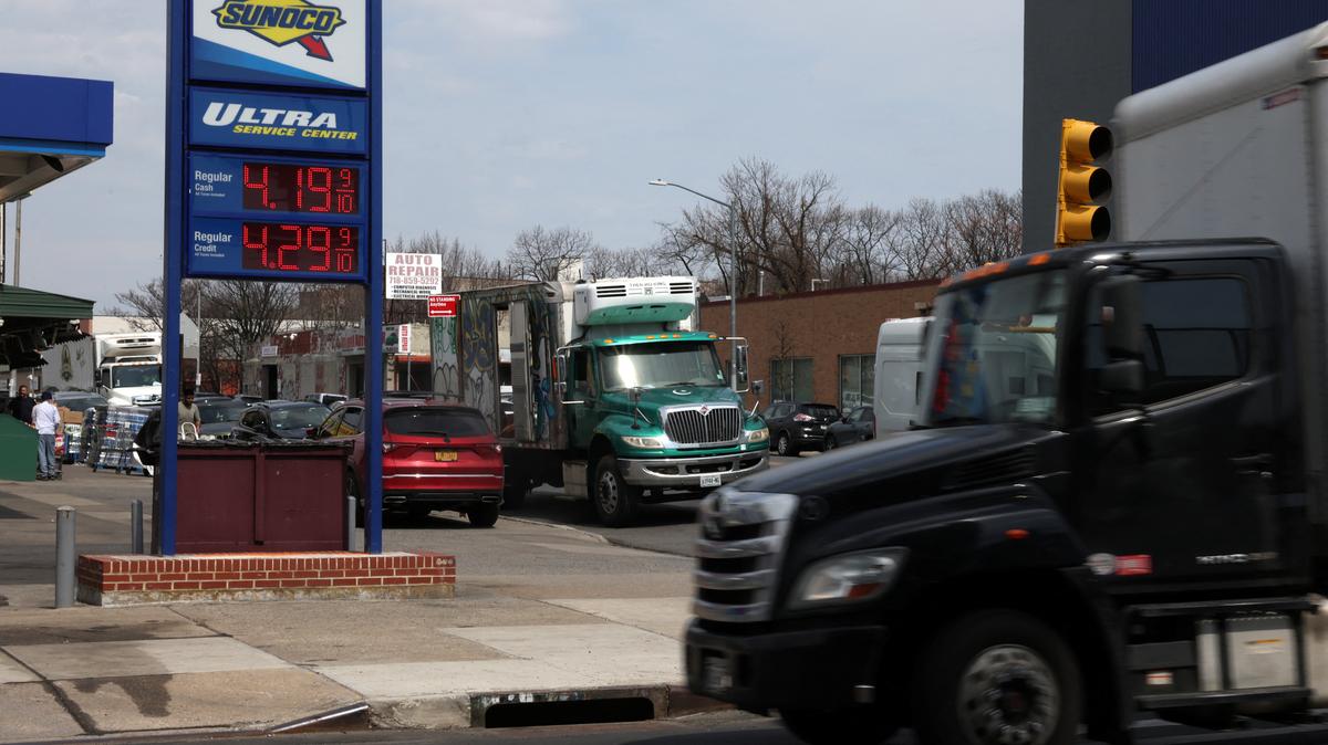 Gasoline prices are displayed at a Sunoco station in the Brooklyn borough of New York City, U.S., March 31, 2026. REUTERS/Shannon Stapleton