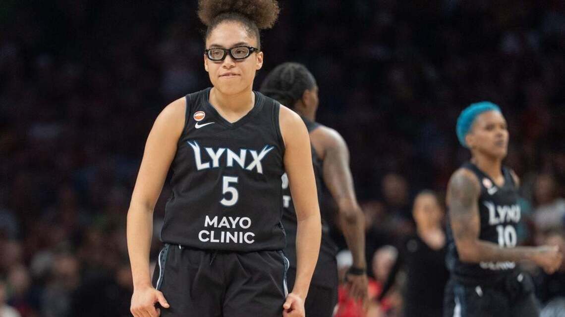 Rookie Olivia Miles, streaking Lynx look to douse Sparks 