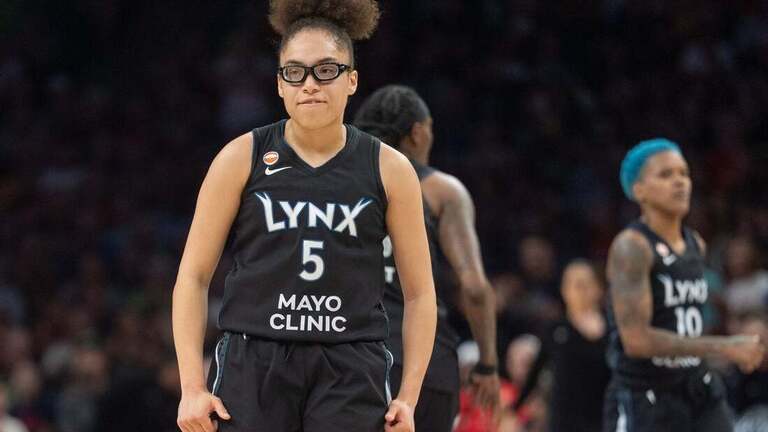 Rookie Olivia Miles, streaking Lynx look to douse Sparks 