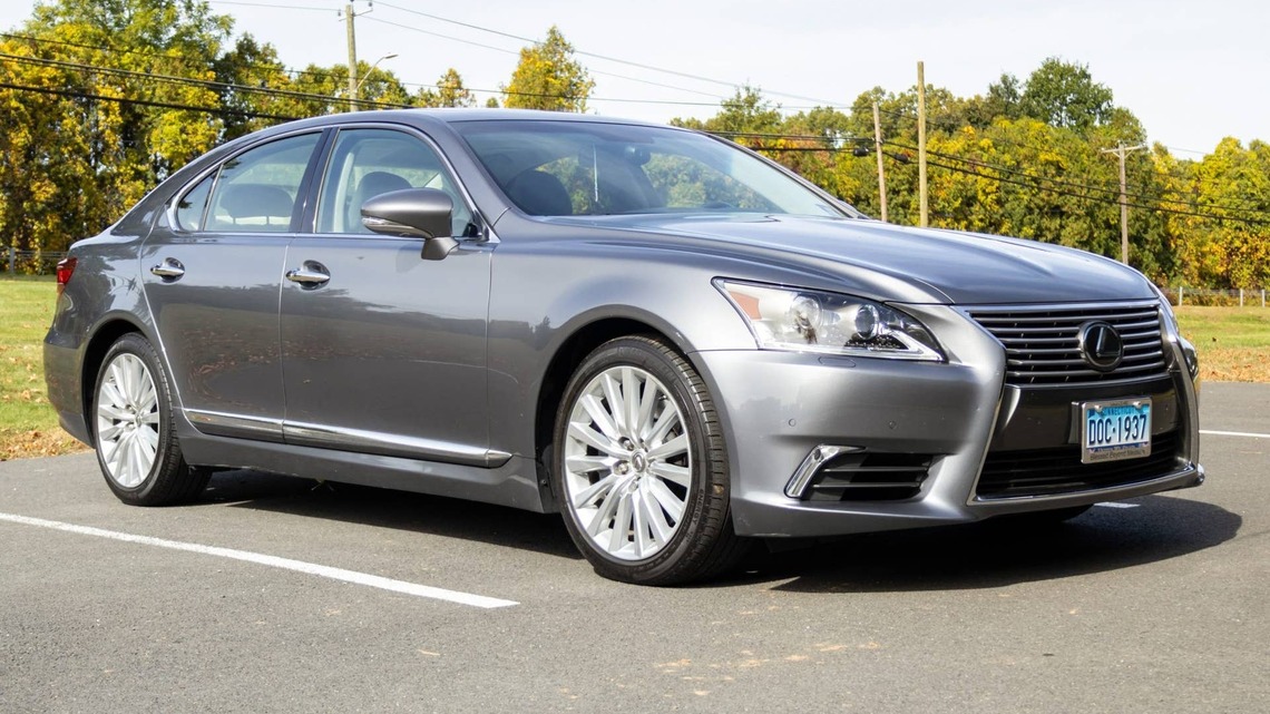 2017 Lexus LS460 AWD For Sale With 23,000 Miles 