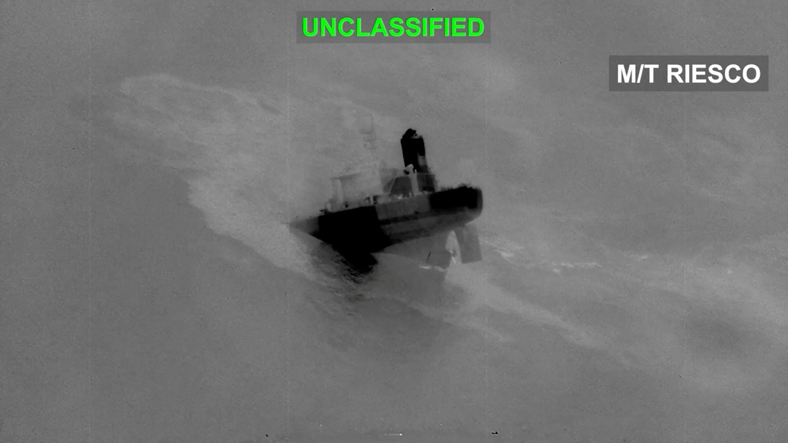 Iran and US hit tankers in biggest wave of attacks on shipping since war began 