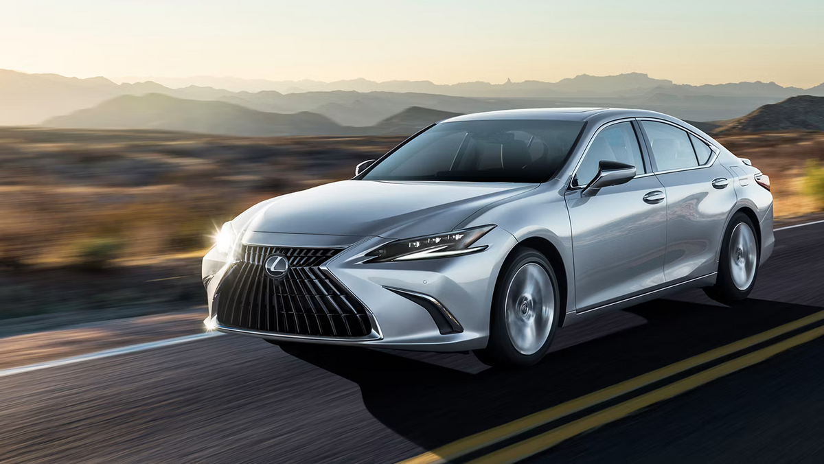  2025 Lexus ES Lexus