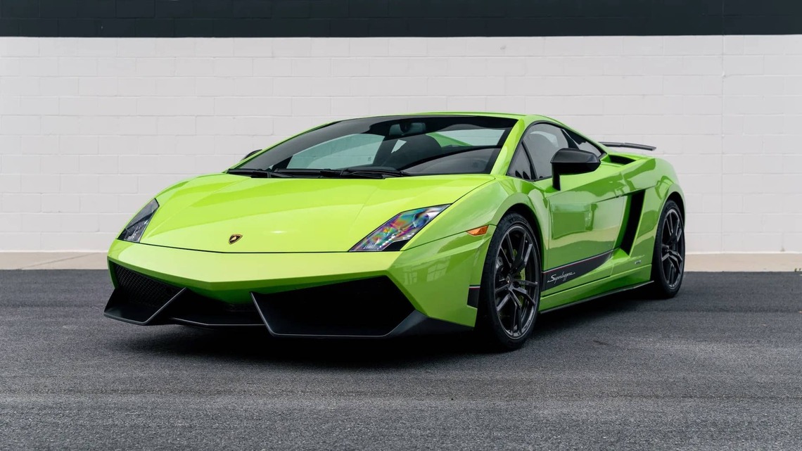 2012 Lamborghini Gallardo LP570-4 Superleggera for Sale With 7,000 Miles