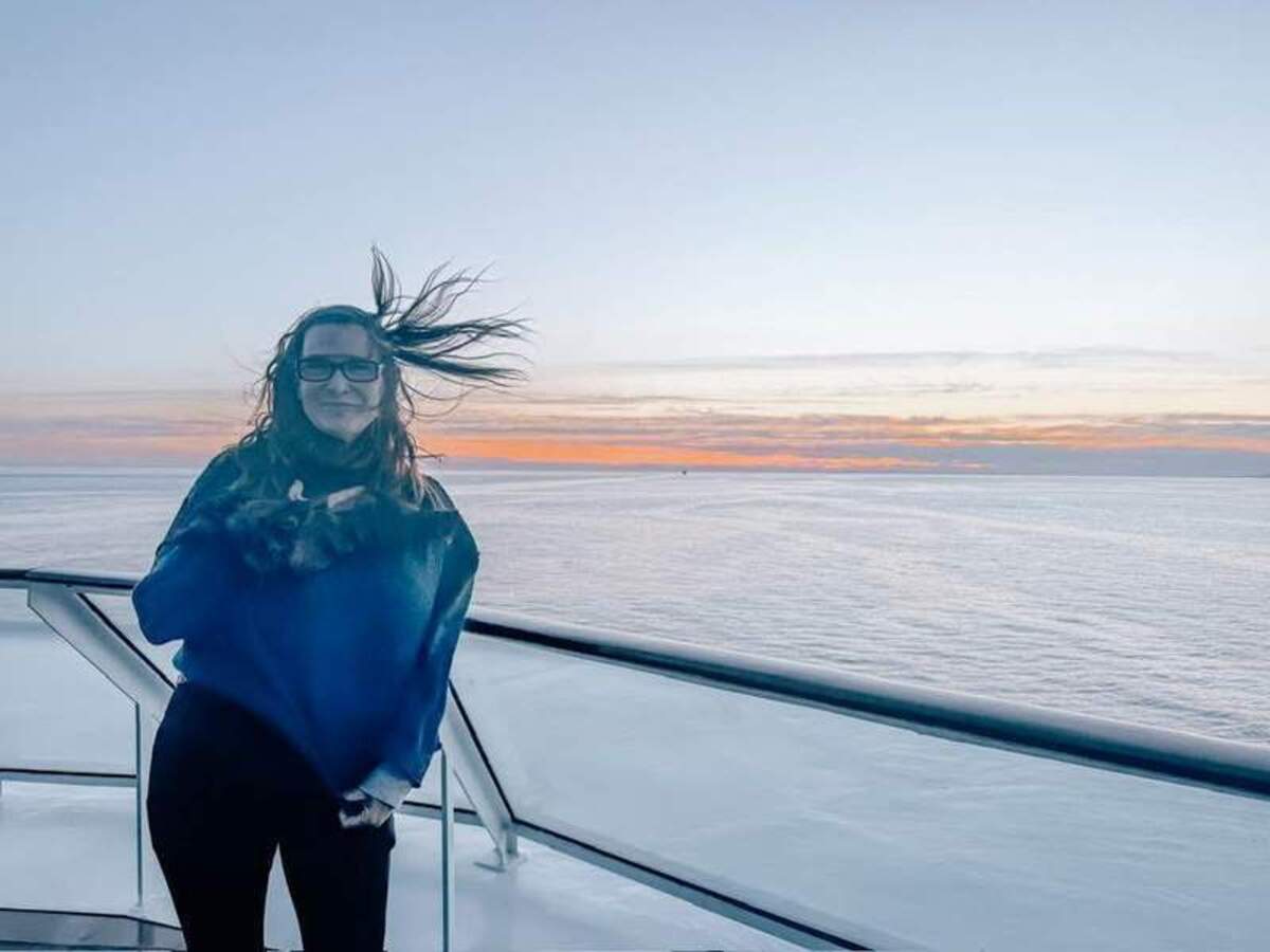  Unless you love the windblown look (or having very tangled hair) then you'll want something to hold your hair back when you're outdoors and the weather does this! Photo credit: Jill Robbins 