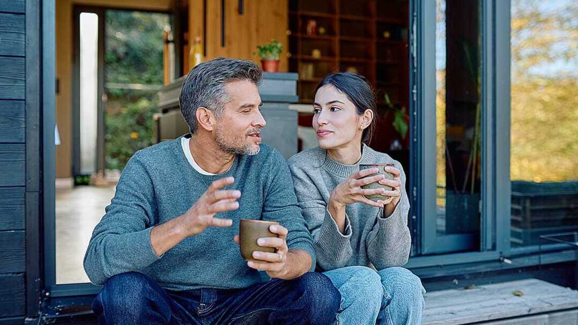 How to talk honestly about money with your partner 