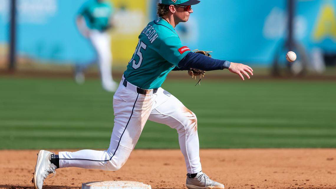 Analysis | Why some MLB teams are willing to offer long-term deals to unproven top prospects