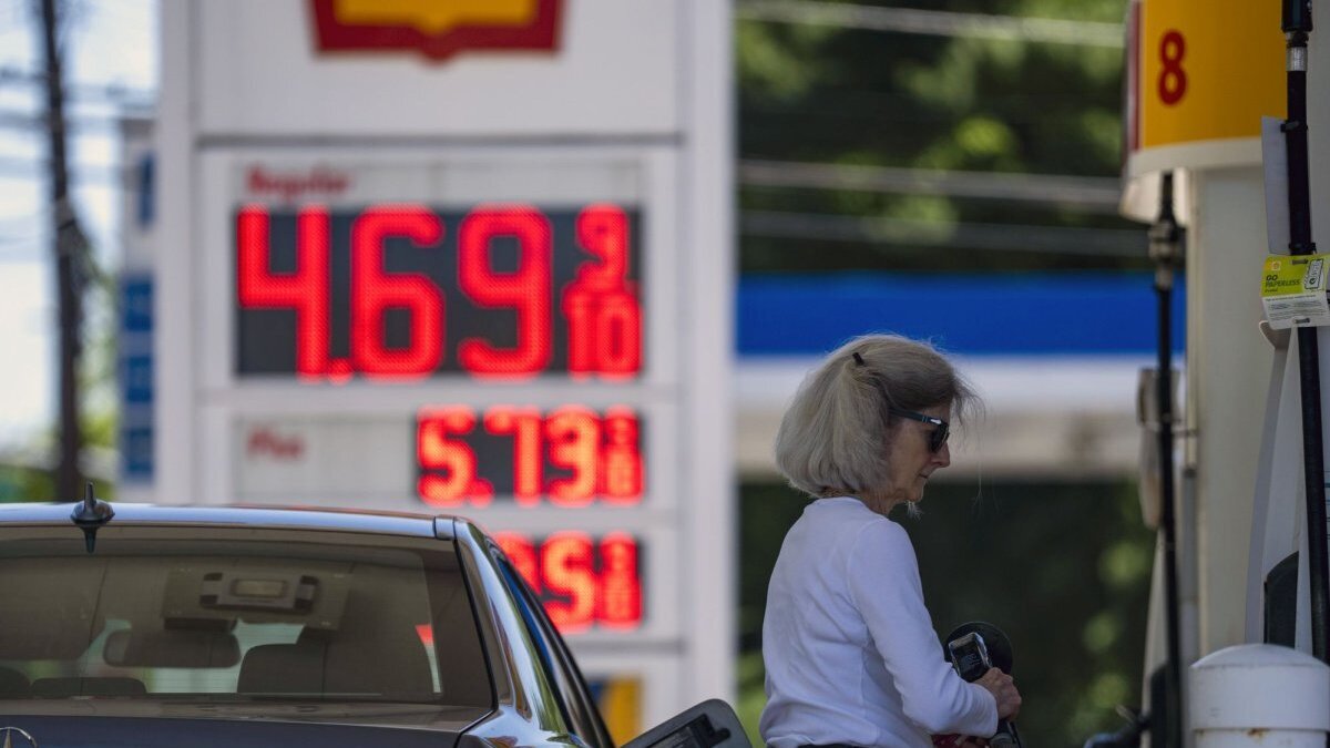 High gas costs are cutting Ohio consumer spending as Cleveland Fed reports manufacturing gains from data center growth but warns of higher fuel-driven inflation.
