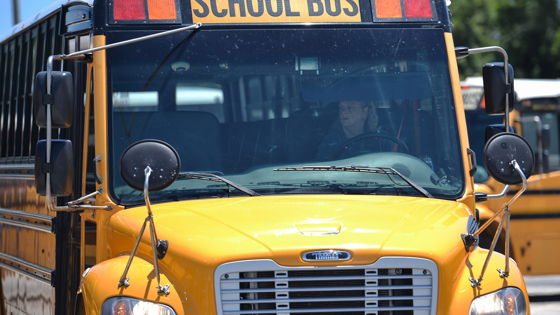 AI cameras on Florida district's 1,300 school buses to spot violators 