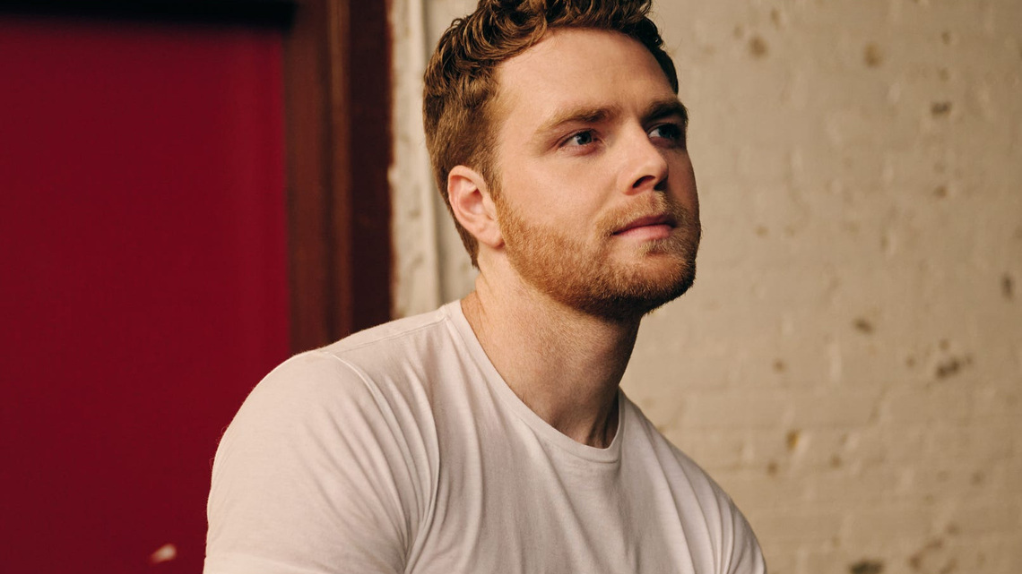 Alex Warren thanks Ed Sheeran for telling him 'You're not a cool artist' 