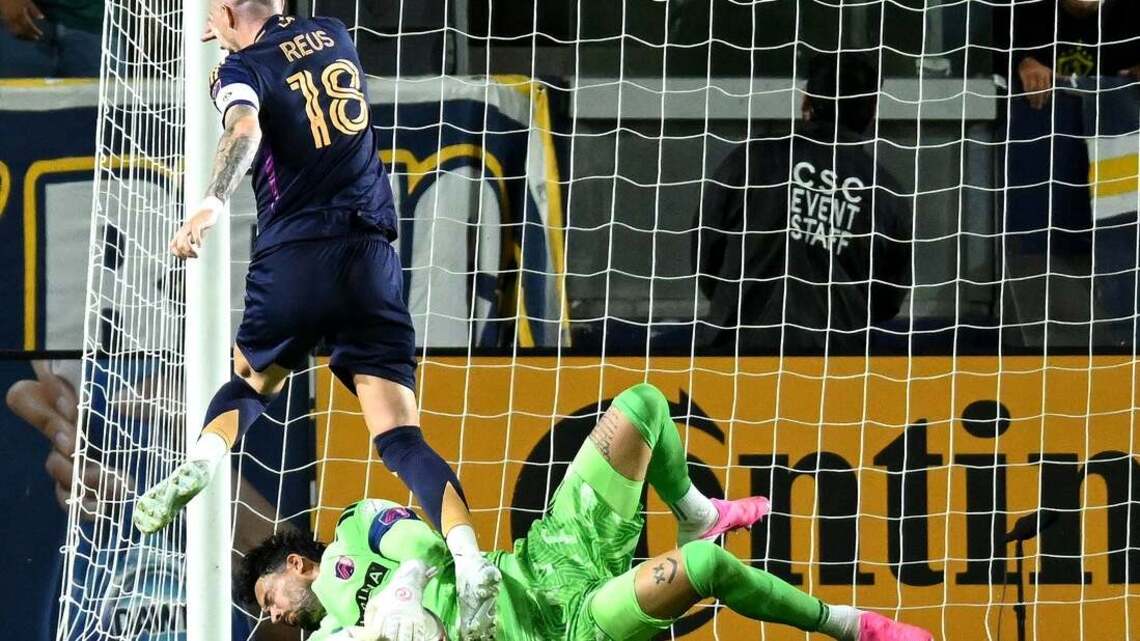 St. Louis stays hot behind Marcel Hartel's big night 