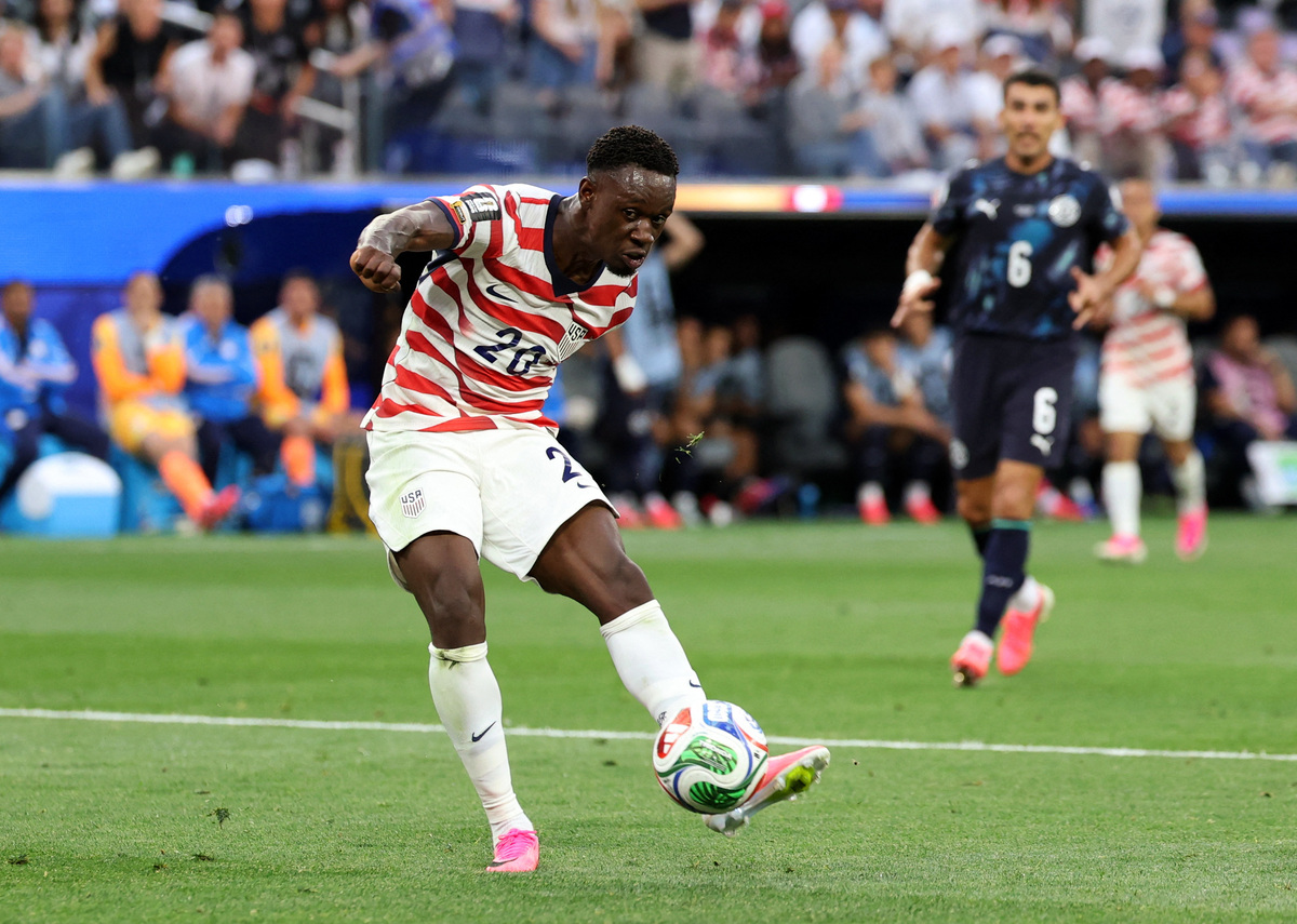 Soccer Football - FIFA World Cup 2026 - Group D - United States v Paraguay - Los Angeles Stadium, Inglewood, California, U.S. - June 12, 2026 Folarin Balogun of the U.S. scores their third goal IMAGN IMAGES via Reuters/Kiyoshi Mio