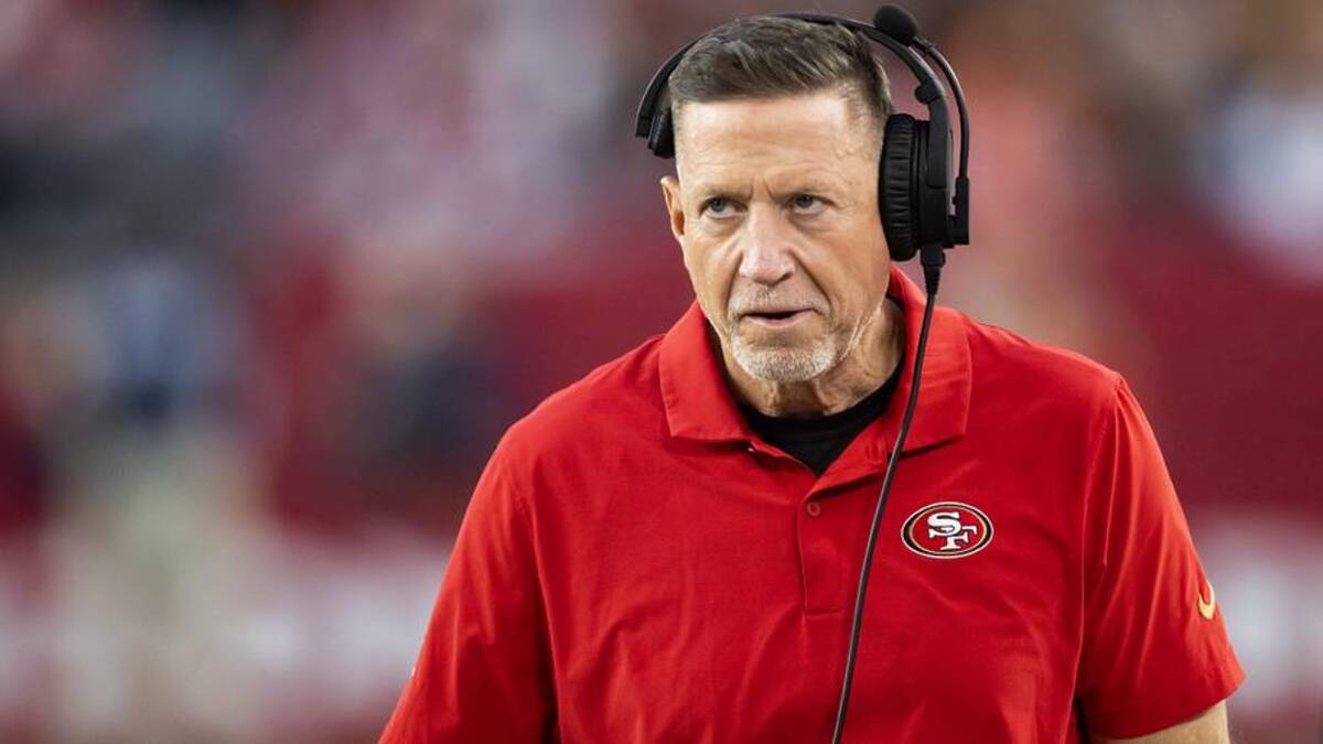  Jan 5, 2025; Glendale, Arizona, USA; San Francisco 49ers offensive line coach Chris Foerster against the Arizona Cardinals at State Farm Stadium. Mandatory Credit: Mark J. Rebilas-Imagn Images | Mark J. Rebilas-Imagn Images 