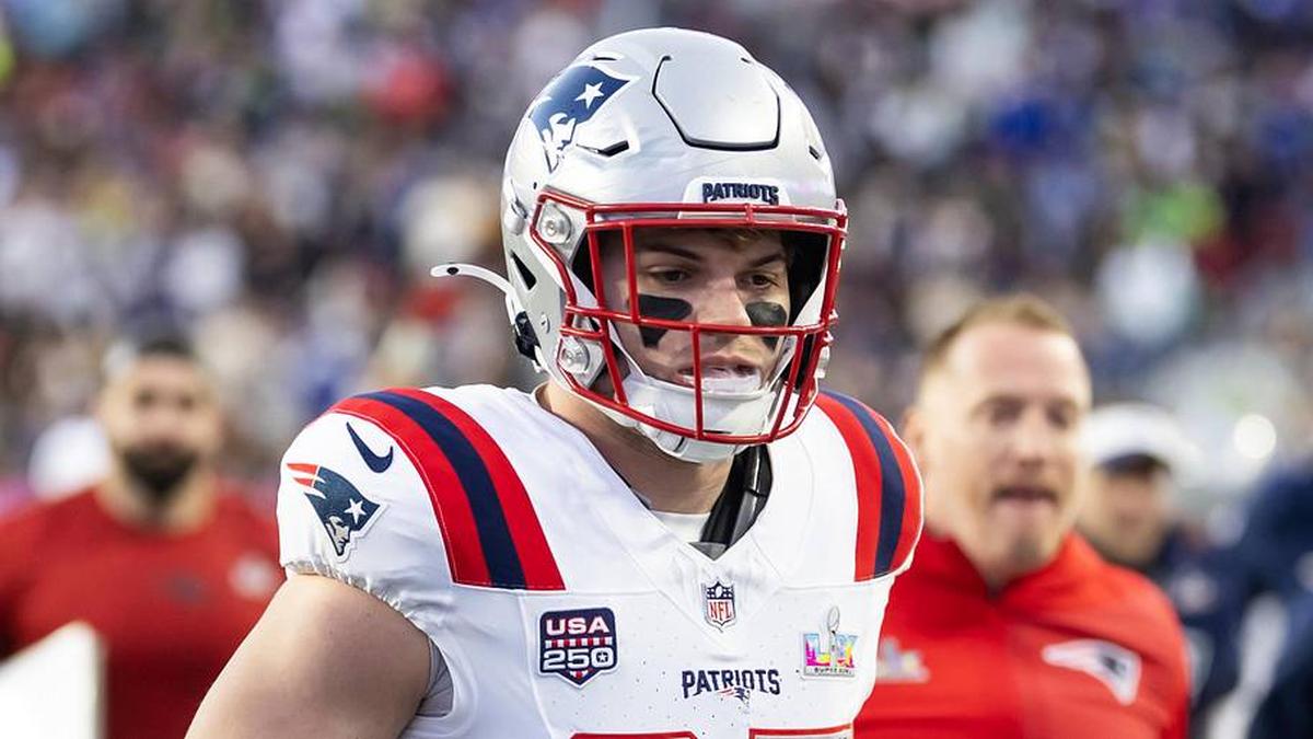  Feb 8, 2026; Santa Clara, CA, USA; New England Patriots tight end Jack Westover (37) against the Seattle Seahawks during Super Bowl LX at Levi's Stadium. Mandatory Credit: Mark J. Rebilas-Imagn Images | Mark J. Rebilas-Imagn Images 