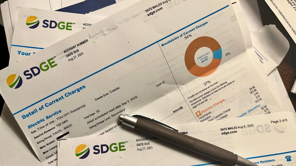 A customer’s San Diego Gas & Electric monthly billing  statement. (Rob Nikolewski/The San Diego Union-Tribune)