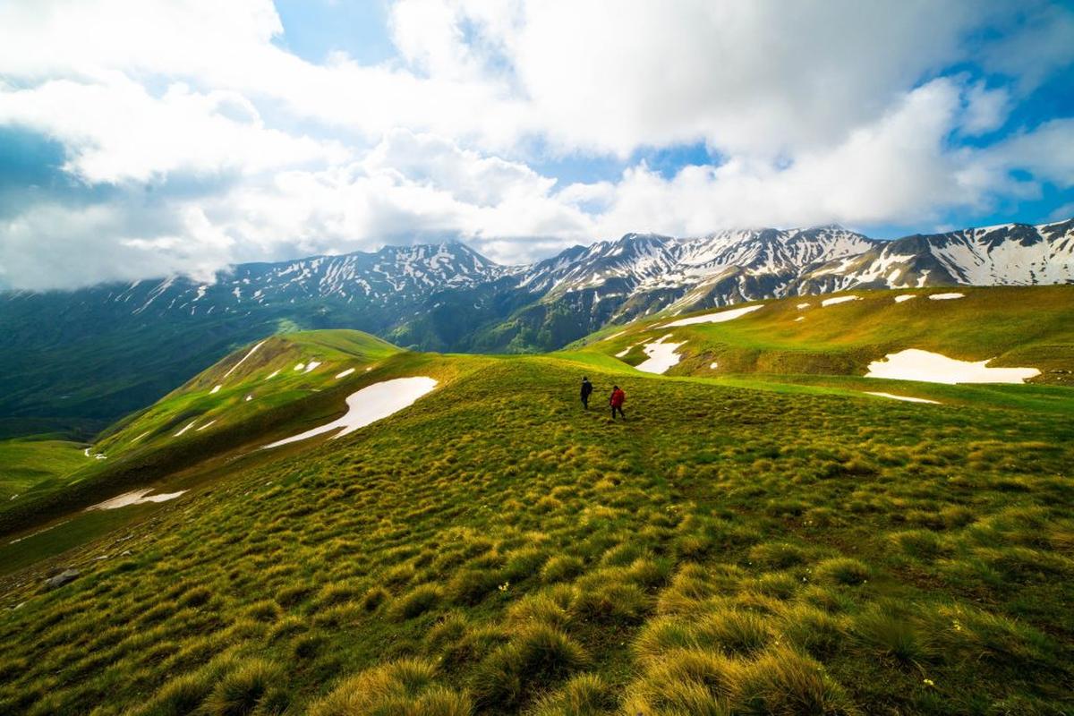  Less snow has fallen over the last 40 years at Mount Grammos in Greece. (Konstantis Alexopoulos via SWNS) 