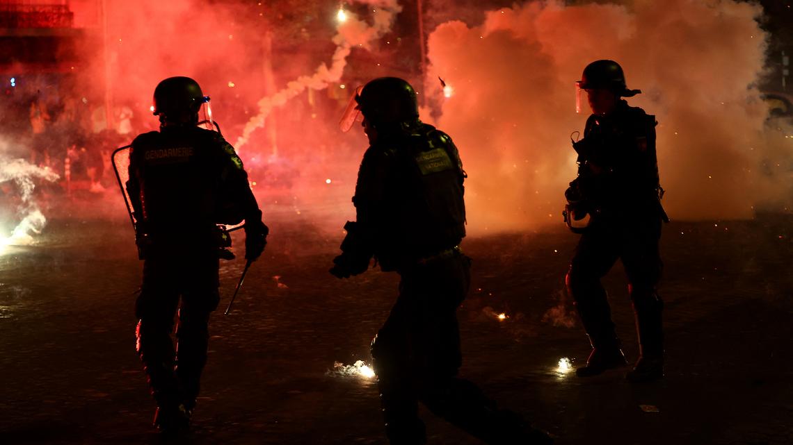 Two hundred hurt in post-game violence as Paris hails second Champions League triumph 