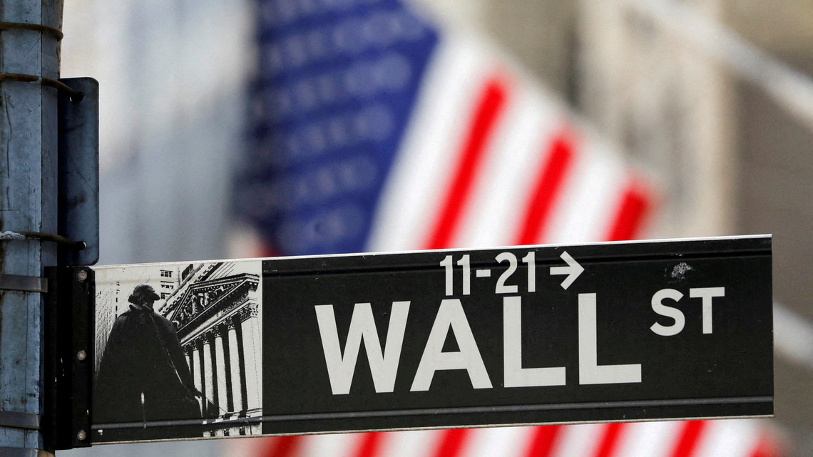 Analysis-Fearless US stock market vulnerable to shocks as midterms loom