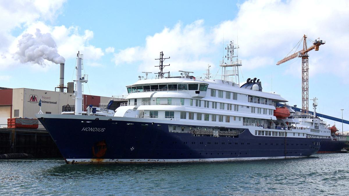 An archive image of the cruise ship Hondius, in Vlissingen, Netherlands May 17, 2025. The MV Hondius, a Netherlands-based cruise ship, was hit by a suspected outbreak of hantavirus, authorities and media reports said on May 3, 2026. REUTERS/Handout via REUTERS