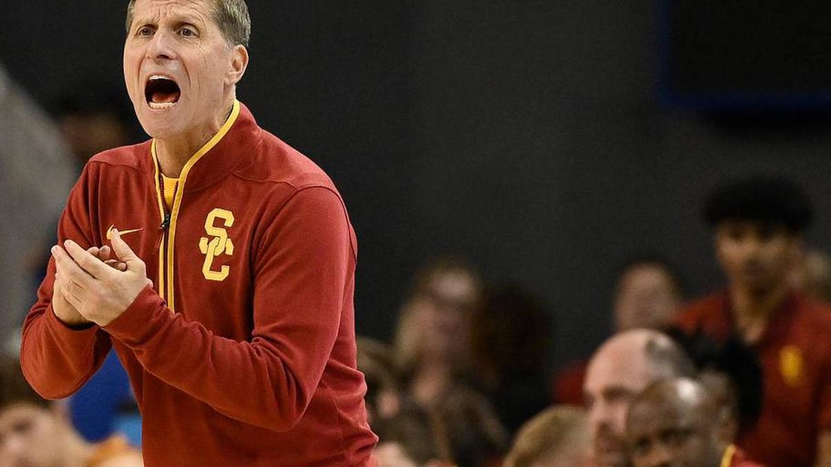  Feb 24, 2026; Los Angeles, California, USA; Southern California head coach Eric Musselman communicates during the first half against the UCLA Bruins at Pauley Pavilion presented by Wescom Financial. Mandatory Credit: Robert Hanashiro-Imagn Images | Robert Hanashiro-Imagn Images 
