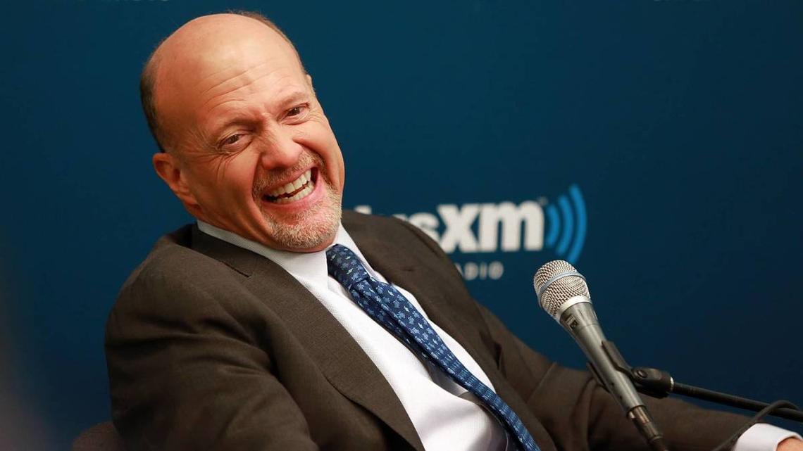 Jim Cramer sends curt oil and interest rate warning