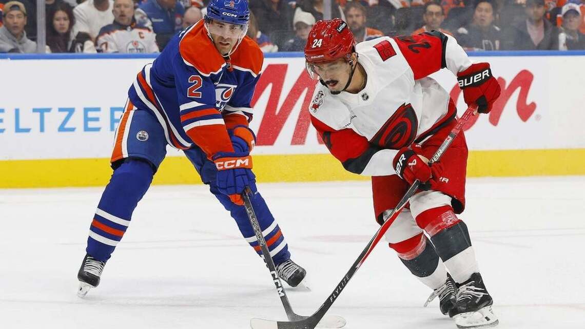 NHL-best Hurricanes close lengthy trip at energized Blues