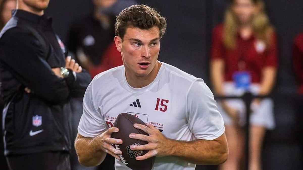  Fernando Mendoza participates in Indiana University's Pro Day at Mellencamp Pavilion on Wednesday, April 1, 2026. | Rich Janzaruk/Herald-Times / USA TODAY NETWORK via Imagn Images 