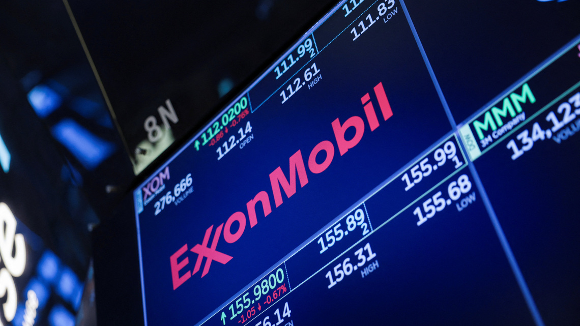 Floodwater overwhelmed pump at Exxon Mobil's Joliet, Illinois refinery; facility remains offline following outage 