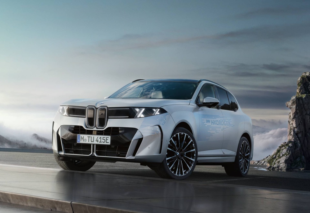  BMW iX5 Hydrogen