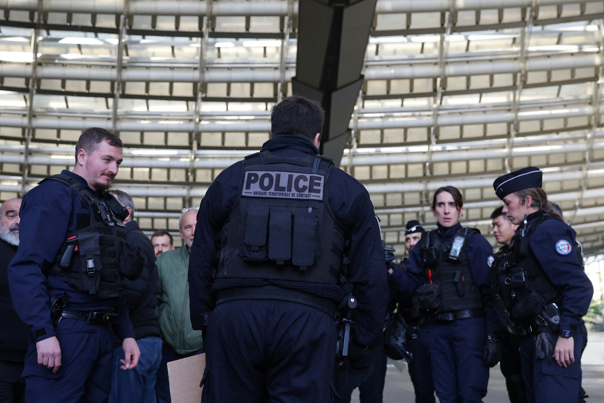 Tear gas, clashes hit French cities in cost-of-living protests ...
