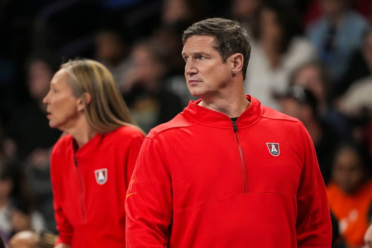  Atlanta Dream head coach Karl Smesko on the bench against the Indiana Fever during the first half at Gateway Center Arena @ College Park. Dale Zanine-Imagn Images