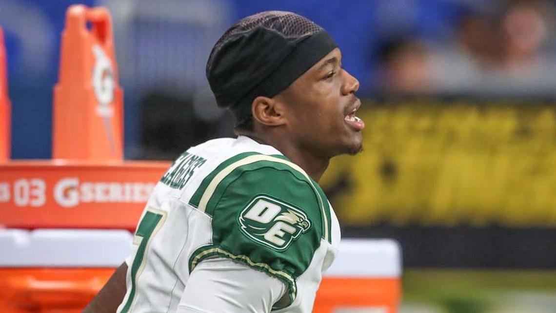  DeSoto's Ethan Feaster warms up after halftime during Friday's game at the Alamodome on Sept. 13, 2024, in San Antonio, Texas. | Angela Piazza/Caller-Times / USA TODAY NETWORK via Imagn Images 