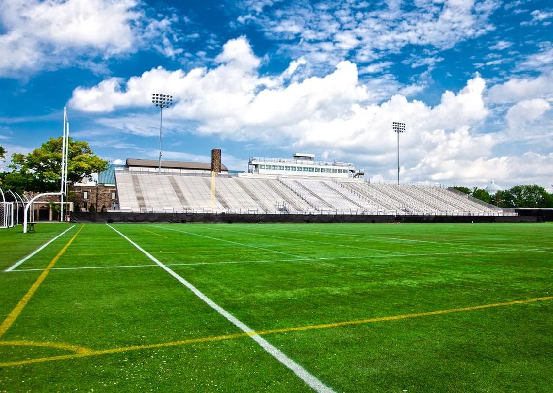  Stuart Monk // Shutterstock 