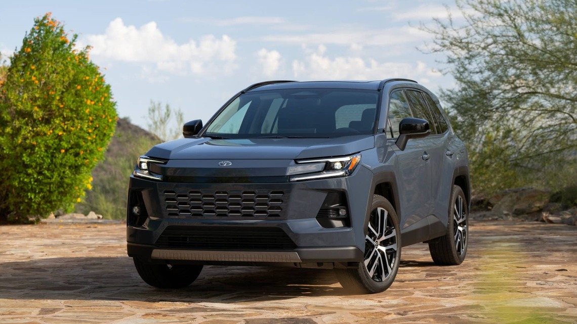 Nearly 1 in 3 Luxury SUV Buyers Are Switching to Mainstream Brands 