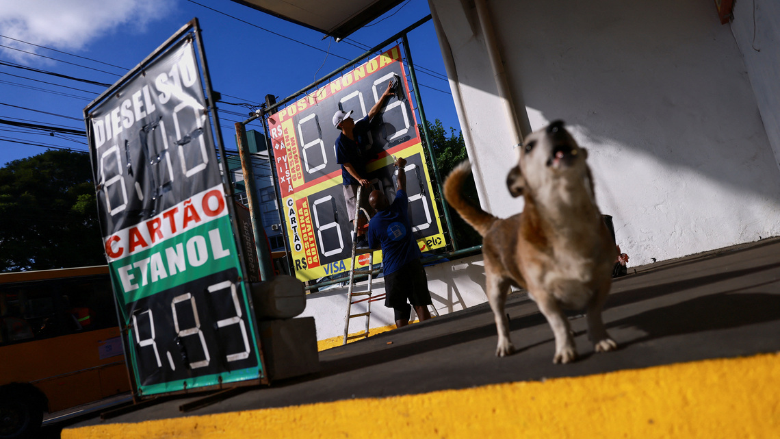 Brasil prorroga subvención al gasóleo en su nivel actual, alegando volatilidad precios del petróleo 