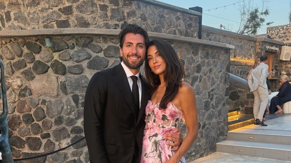 Kathryn Hurley Says Fiance Jason Tartick Changed Her Mind About Having Kids 