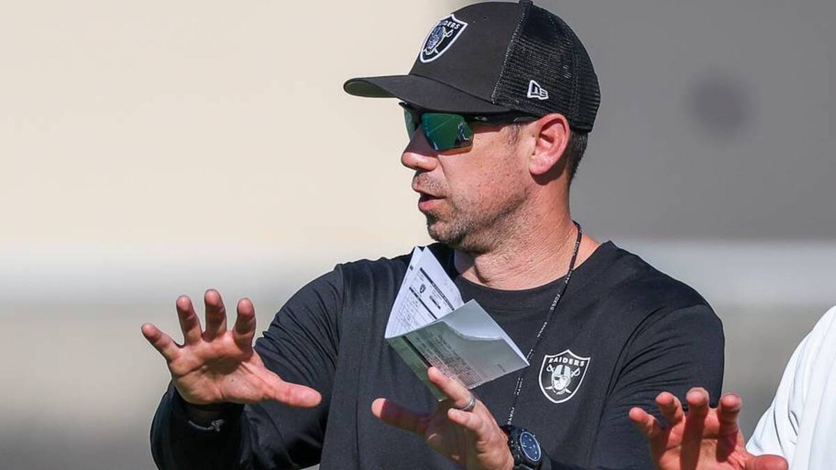  Klint Kubiak | Darrell Craig Harris, On SI 