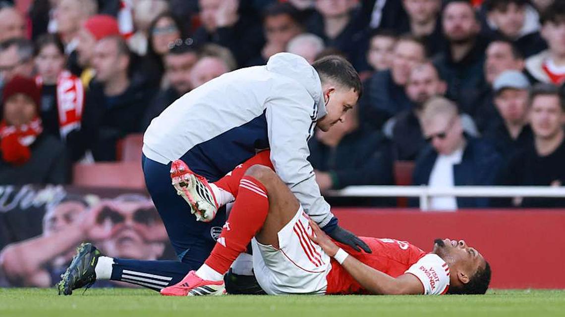  Jurriën Timber has been sidelined for weeks. | Catherine Ivill/AMA/Getty Images 